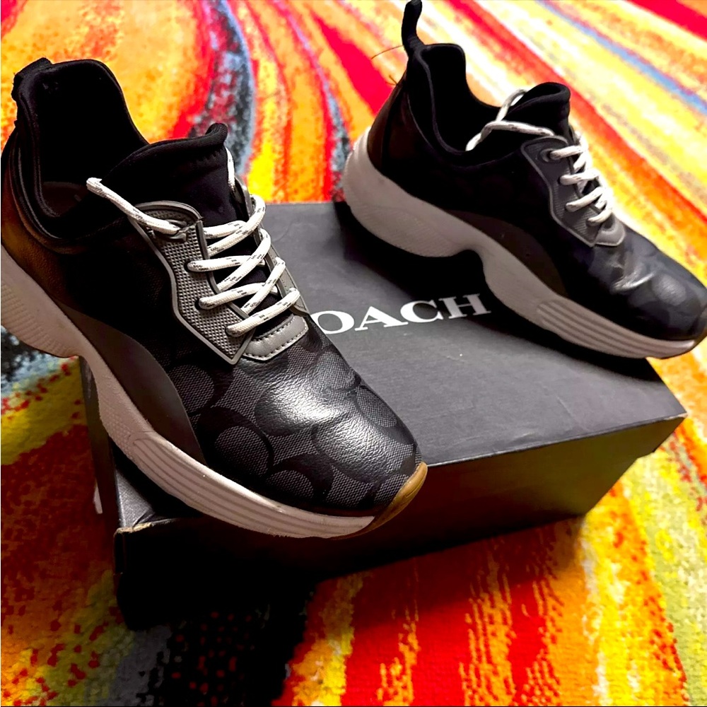 Coach signature leather black and grey tennis shoe